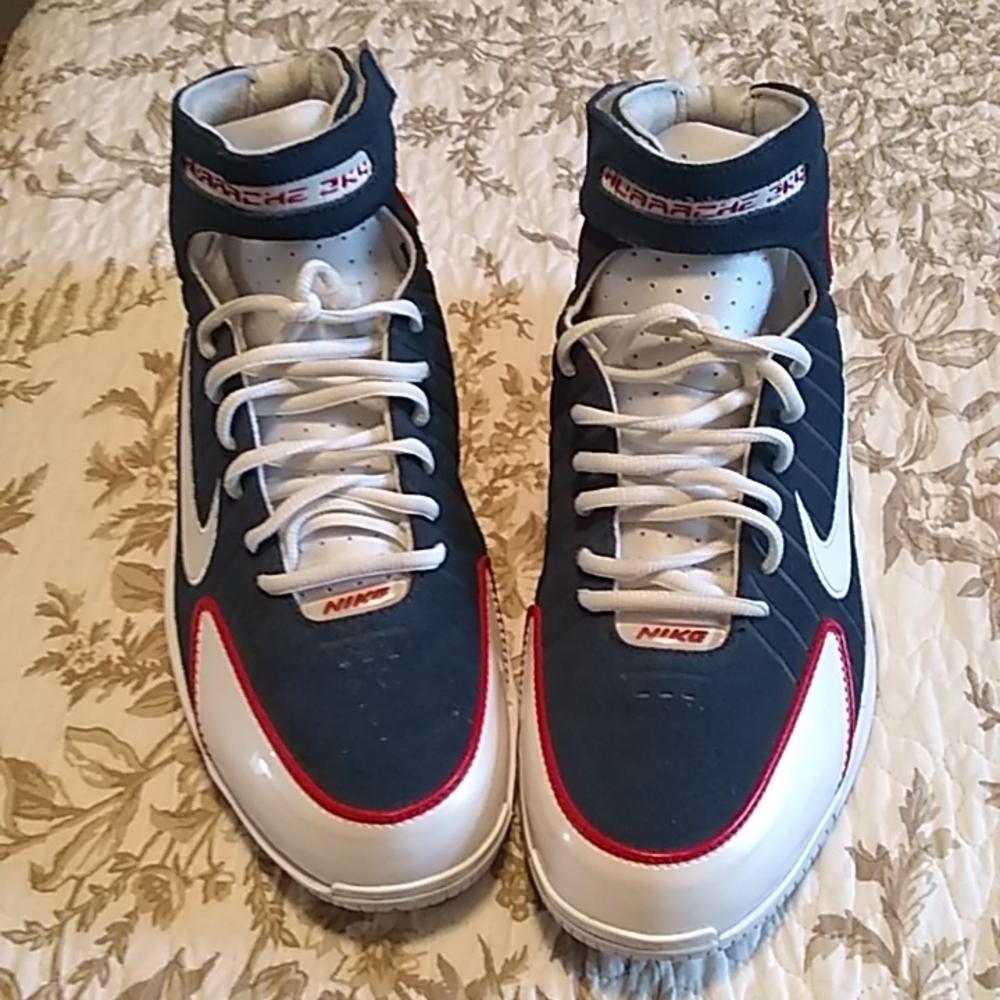 Nike air zoom Huarache basketball shoes size 11 red white and blue